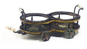 Regency-viinialus, William Leeson & Sons, n. 1820 (papier mache & ivory) (katso myös 441500) tekijältä English School