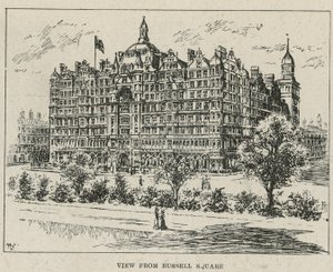 Russell Hotel, näkymä Russell Squarelta tekijältä English School