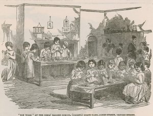 Lelutyö tyttöjen repaleisessa koulussa, (Camel) Grays Yard, James Street, Oxford Street tekijältä English School