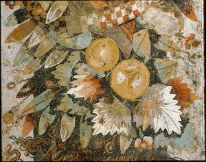 Festoon naamareita, lehtiä ja hedelmiä tekijältä Erich Lessing