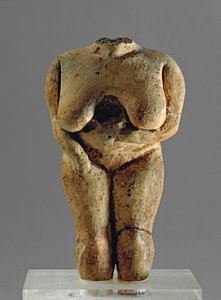 Päätön naisfiguuri, 3400-3000 eaa. (terrakotta)