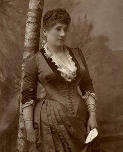 Rouva John Wood, brittiläinen näyttelijä ja teatterijohtaja, 1888.