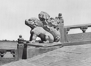 Peking, Wan shou shan, Chihli, Kesäpalatsin sillan pää (s/w kuva) tekijältä Ernst Boerschmann
