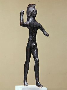 Warrior (pronssi) (katso myös 307553) tekijältä Etruscan