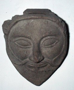 Naamio (kivi)