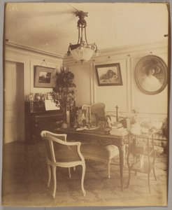 Herra F:n, pörssimeklarin, interiööri, Rue Montaigne tekijältä Eugène Atget