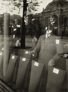 Nimetön (gelatiinihopeaprintti) tekijältä Eugène Atget