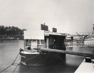 Vene Seinen tekijältä Eugène Atget
