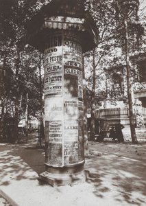 Pylväs-St. Sulpice tekijältä Eugène Atget