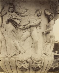 Yksityiskohta maljakosta Versailles