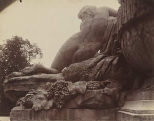 Saint-Cloud tekijältä Eugène Atget