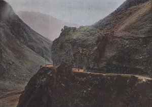Larsin ja Kasbeckin välillä, Georgian sotatie tekijältä European Photographer