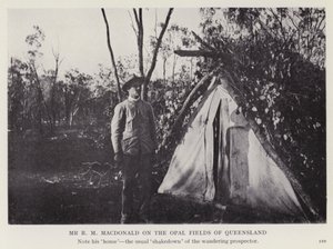 Mr RM Macdonald Opal Fields of Queenslandissa (m/w kuva) tekijältä European Photographer