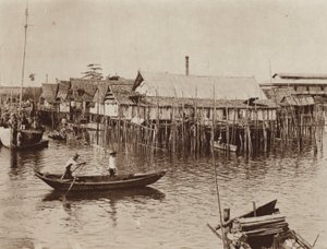 Veden päälle paaluille rakennetut kalastajien talot, Singapore (m/v kuva) tekijältä Ewing Galloway