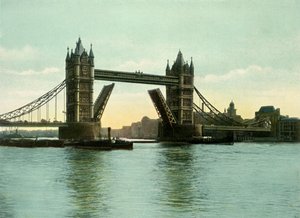 Tower Bridge, 1900-luku.