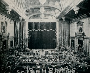Waterloo Chamber, Windsorin linna, varustettu teatteriksi valtionnäytelmille 1891, c1891, 1901