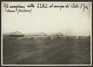 S.I.A.C.-lentokoneet Sesto S. Giovannin kentällä (Milano). tekijältä Fedele Azari