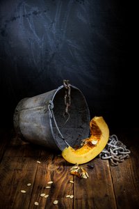 Maalaishenkinen syksyinen asetelma tekijältä Felice Angelino