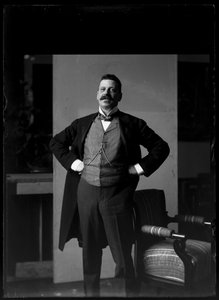 Kuva Charles Wittgensteinista (1847-1913) tekijältä Ferdinand Schmutzer
