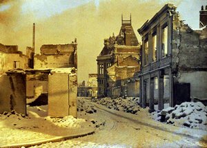 Chauny, Aisne, Ranska, 1917 (autokromi) tekijältä Fernand Cuville