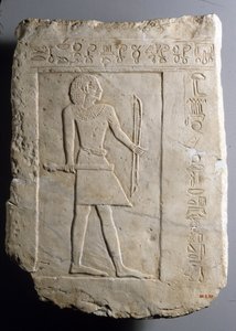 Jousimies Seminin hautaristilöytö, n. 2120-2051 eaa. (maalattu kalkkikivi).