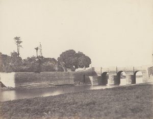 Syout, Pont Sur le Grand Canal, 1851-52, painettu 1853-54. tekijältä Félix Teynard