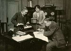Hornblower antautuu, 1920, 1928. tekijältä Foulsham and Banfield