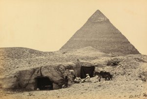 Egypti ja Palestiina: Kefrenin pyramidit ja haudat Gizan linnoituksessa, Ylä-Egyptissä