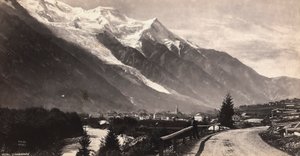 Panoraamanäkymä Chamonix-Mont Blancille Ranskassa tekijältä Francis Frith