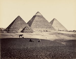 Gizan pyramidit lounaasta nähtyinä tekijältä Francis Frith