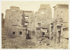 Temppelipalatsi, Medinet-Haboo, n. 1857. tekijältä Francis Frith
