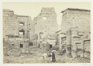 Temppelipalatsi, Medinet Haboo, 1857. tekijältä Francis Frith