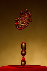 Dynamic Gold Red Splash tekijältä Francois Casanova
