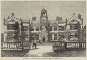 Ingestre Hall, Staffordshire, tuhoutui tulipalossa torstaina 12. lokakuuta tekijältä Frank Watkins
