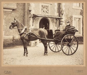 Kuningas Yrjö V ja kuningatar Maria, noin 1890 tekijältä Frederick Ralph