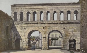 Autun, Porte Saint-Andre, yhdessä tekijältä French Photographer