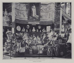 Firenzen Signan tehtaan tuotteiden näyttely Exposition Universelle 1900 -näyttelyn italialaisessa paviljongissa Pariisissa (m/v kuva) tekijältä French Photographer