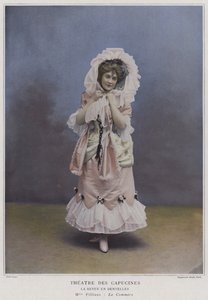Mademoiselle Filliaux La Commerena La Revue des Dentellesissä (värillinen kuva)