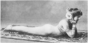 Mata Hari, n. 1905 tekijältä French Photographer