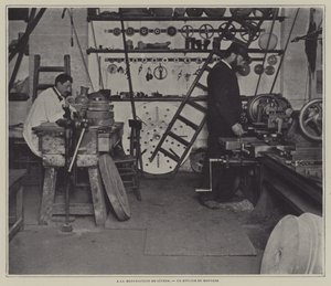 Asennuspaja Sevresin posliinitehtaalla, Ranska (m/v kuva) tekijältä French Photographer