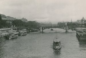 Perspektiivi Seinen, Pont des Saint-Peresin, Seinen ja Saints-Peresin sillalle (valokuvakaiverrus) tekijältä French Photographer