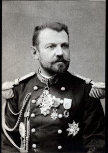 Ranskalaisen kenraalin Henri Joseph Brugeren (1841-1918) muotokuva. tekijältä French Photographer