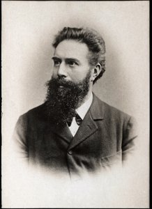 Muotokuva Wilhelm Conrad Roentgenista tai Rontgenista (1845-1923), saksalaisesta fyysikasta. tekijältä French Photographer