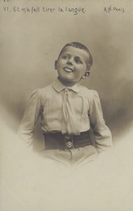 Pienen pojan muotokuva (m/w kuva) tekijältä French Photographer
