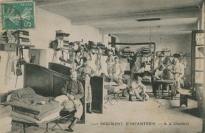 Ranskan 121. jalkaväkirykmentin sotilaat kasarmeissaan. Postikortti lähetetty 1913. tekijältä French Photographer