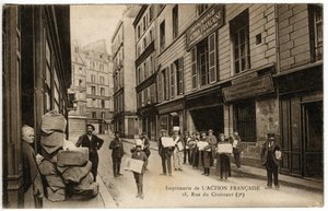 Sanomalehtien myyjien vapauttaminen Action Francaise -painosta tekijältä French Photographer