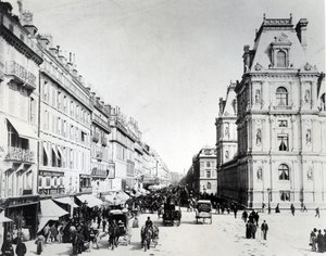 rue de Rivoli ja uusi Hotel de Ville, noin 1882 tekijältä French Photographer