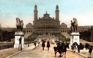 Trocaderon palatsi rakennettu 1878 Pariisin maailmannäyttelyä varten, n. 1906 (kuva) tekijältä French Photographer