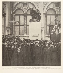 Neuvostoliiton Aleksanteri II:n murhaajan muistoksi pystyttämän muistomerkin paljastaminen, teoksesta Histoire des Soviets, pub. 1922 (litografia) tekijältä French Photographer
