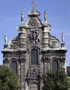 Barokkiarkkitehtuuri: Jesuiiittien kirkon julkisivu (nykyinen pyhän taiteen museo) (1692). Cambrai, North (59). tekijältä French School